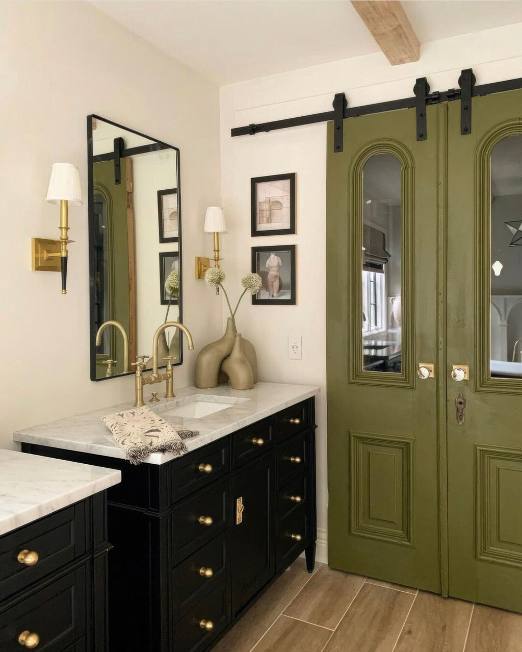 Kye 22x40 Rounded Rectangular Wall Mirror - Black